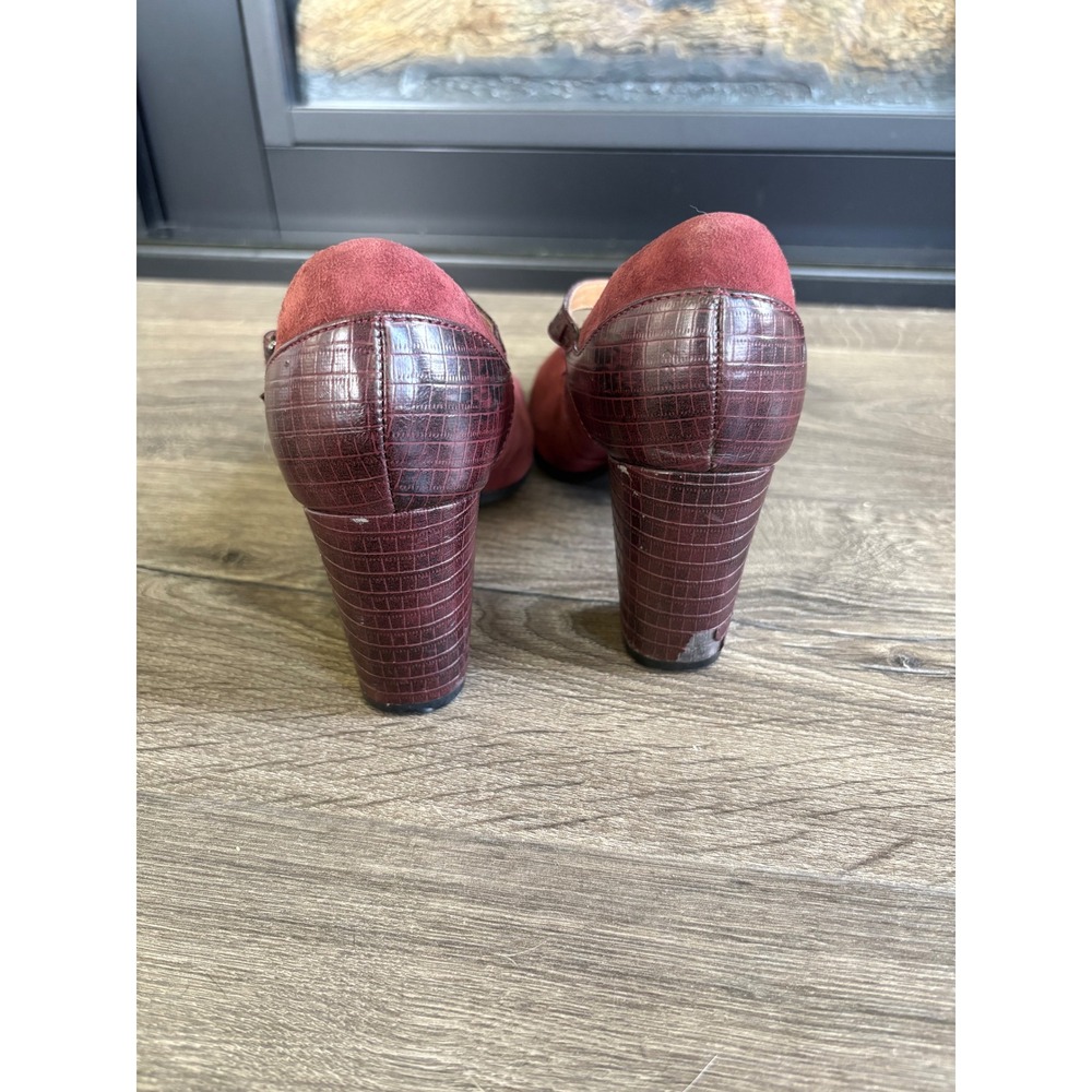 RARE Clarks Collection Burgundy Suede Leather Mary Jane Block Heel Shoes Size 8 - Picture 5 of 9